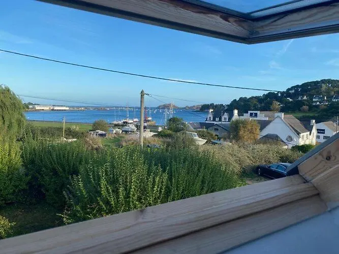 Breton Property With Sea View, Plougasnou Сasa de vacaciones